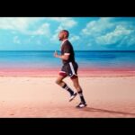 Will.i.am Instagram - Who wants to race me…??? Let’s go…On the count of 3… 1…2…3…HIT IT!!! #HITiT out now