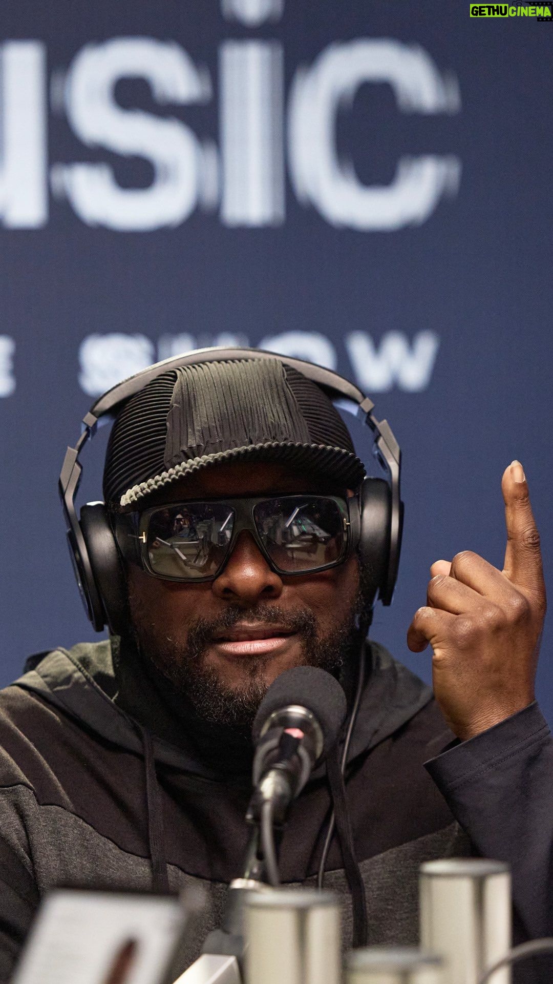 Will.i.am Instagram - @iamwill collaborated with @usher on “OMG.” Will he join the headliner during Sunday’s #AppleMusicHalftime Show? #SBLVIII @nfl @rocnation @nfloncbs @zanelowe @thedottyshow @yourboyeddie @neweryork Las Vegas, Nevada