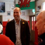 William, Prince of Wales Instagram - #HappyStDavidsDay 🏴󠁧󠁢󠁷󠁬󠁳󠁿 Great to be with Rob, Wayne and the people of Wrexham today! #DyddGŵylDewiHapus 🏴󠁧󠁢󠁷󠁬󠁳󠁿 Braf iawn bod gyda Rob, Wayne a phobl Wrecsam heddiw! Wrexham AFC