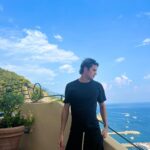 William Franklyn-Miller Instagram - My Italian remains obsolete 💥💥💫 Amalfi Coast