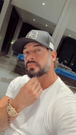 William Levy Instagram - 😜🤣
