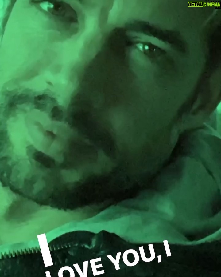 William Levy Instagram - I LOVE YOU 😉 Song: I love you Frank Sinatra