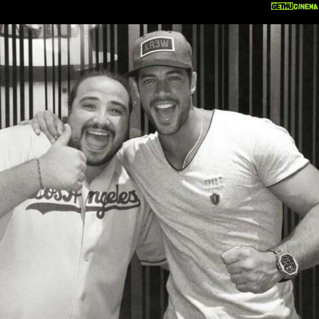 William Levy Instagram - 1- 2022 Jackie y Montecristo en-MONTECRISTO 2- 2012 Lolo y Capitán Fabre en - La Tempestad @frankymartinm …… la vida es un círculo ⭕️ Madrid, Spain