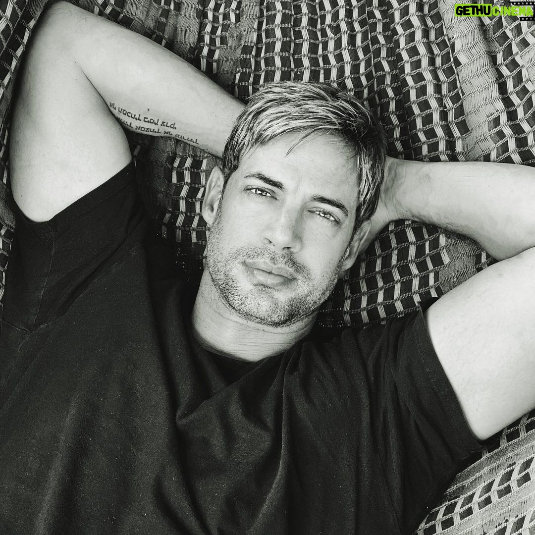 William Levy - 658.2K Likes - The way I see it, it’s ok to sacrifice many things in life to make others happy, but at some point it should also be ok to sacrifice many other things in life to MAKE YOUR SELF FEEL ALIVE .