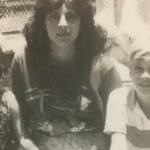 William Levy Instagram - La familia es lo más importante que tenemos. No olviden eso nunca. Te amo Mima, te amo Mami, te amo Tio. Gracias por la educación que me dieron. Pude carecer de muchas cosas cuando niño, pero nunca del amor y el cariño de ustedes. 📸by @chepejose