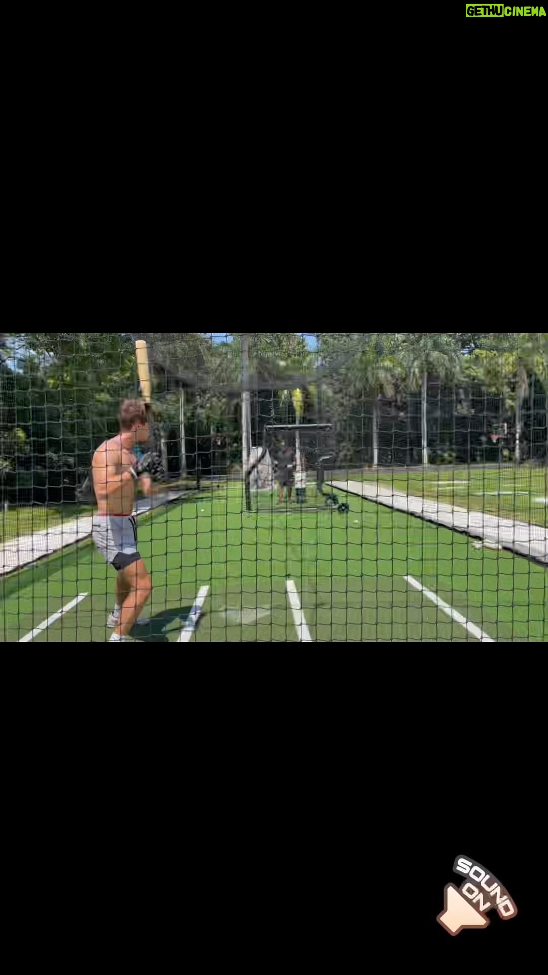 William Levy Instagram - @christopherlevy #beastmode #smoothoperator Oh The Larceny: Another Level