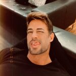 William Levy Instagram - Voy a publicar tu foto en la prensa 🎼🎺🪕🪘 😜