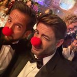 William Levy Instagram - Noche mágica con excelentes compañeros !!! Gracias Marbella 🙏🏼. Gracias @fundacionstarlite por el reconocimiento. Gracias @sandrastarlite @rberdones y @antoniobanderas y como siempre gracias a mi gente linda por tanto cariño. Los amo. No olviden que lo mejor que podemos hacer es ayudar a alguien mas sin esperar nada a cambio.
