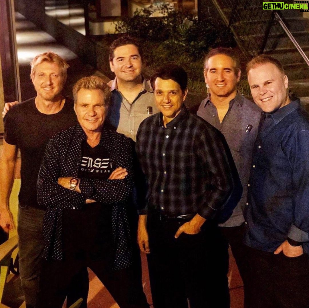 William Zabka Instagram - That’s a WRAP on production for #CobraKai Season 3! From the kickoff dinner 3 months ago to the finals days of filming ... Huge thanks to these guys and the entire cast, crew & stunt team for another incredible season! Can’t wait for fans to see & experience the next chapter of COBRA KAI 👊🏻