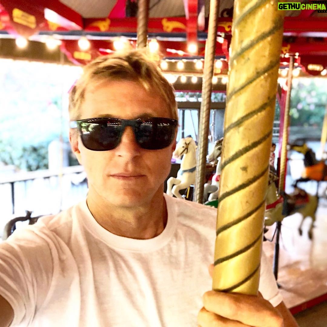 William Zabka Instagram - Day off from filming ... #NoMercy