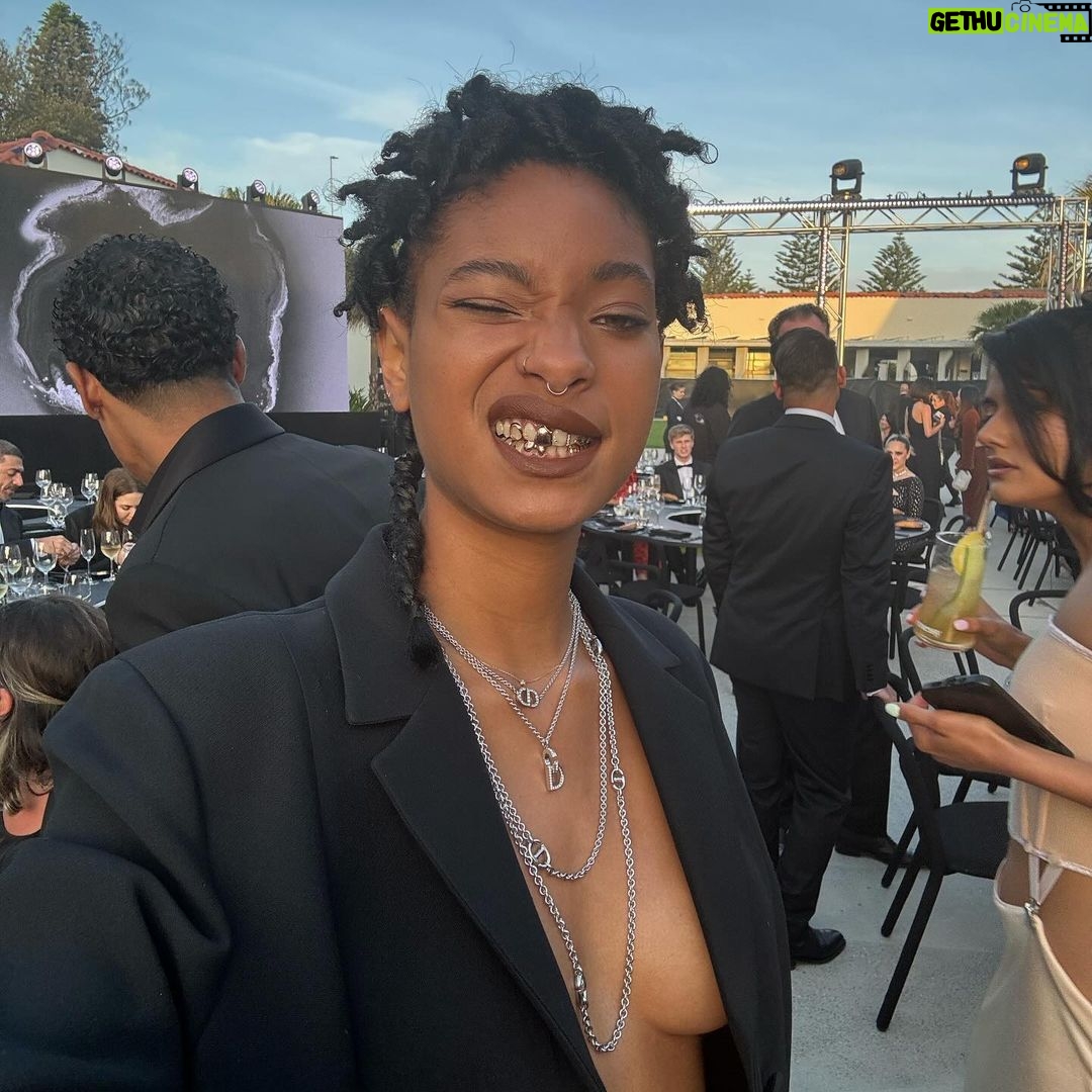 Willow Smith Instagram - I wonder if certain species of birds have evolved to possess vocal ranges within specific musical scales or modes