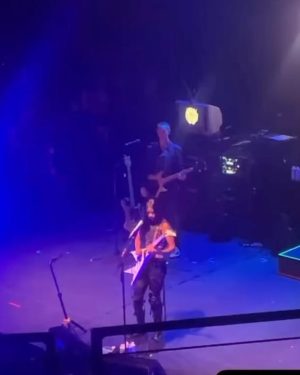 Willow Smith Instagram - lil bit of <My Own Summer> in October 😈 
@officialjacksonguitars 
🎥: @tashwolf