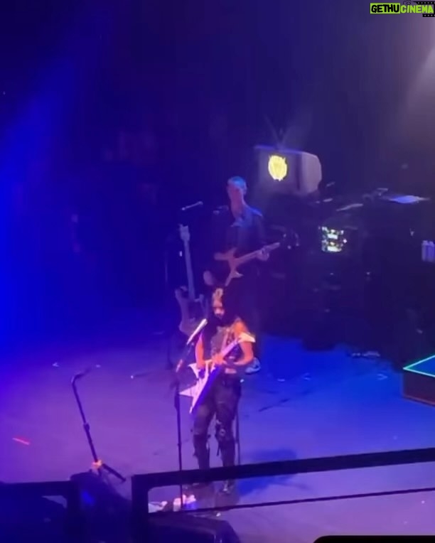 Willow Smith - 86.8K Likes - lil bit of <My Own Summer> in October 😈
@officialjacksonguitars
🎥: @tashwolf