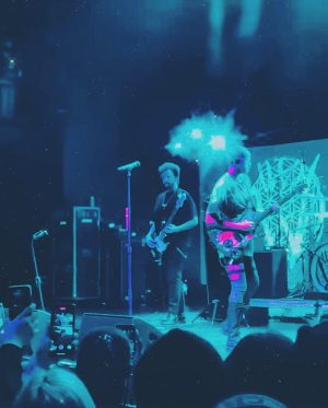 Willow Smith Instagram - ‘twas a <vibe.com> 🤘🏾

🎥: @bpeppersart