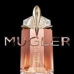 Willow Smith Instagram - Alien Goddess ✨create the extraordinary @muglerofficial #mugler #AlienGoddess #newfragrance #ad