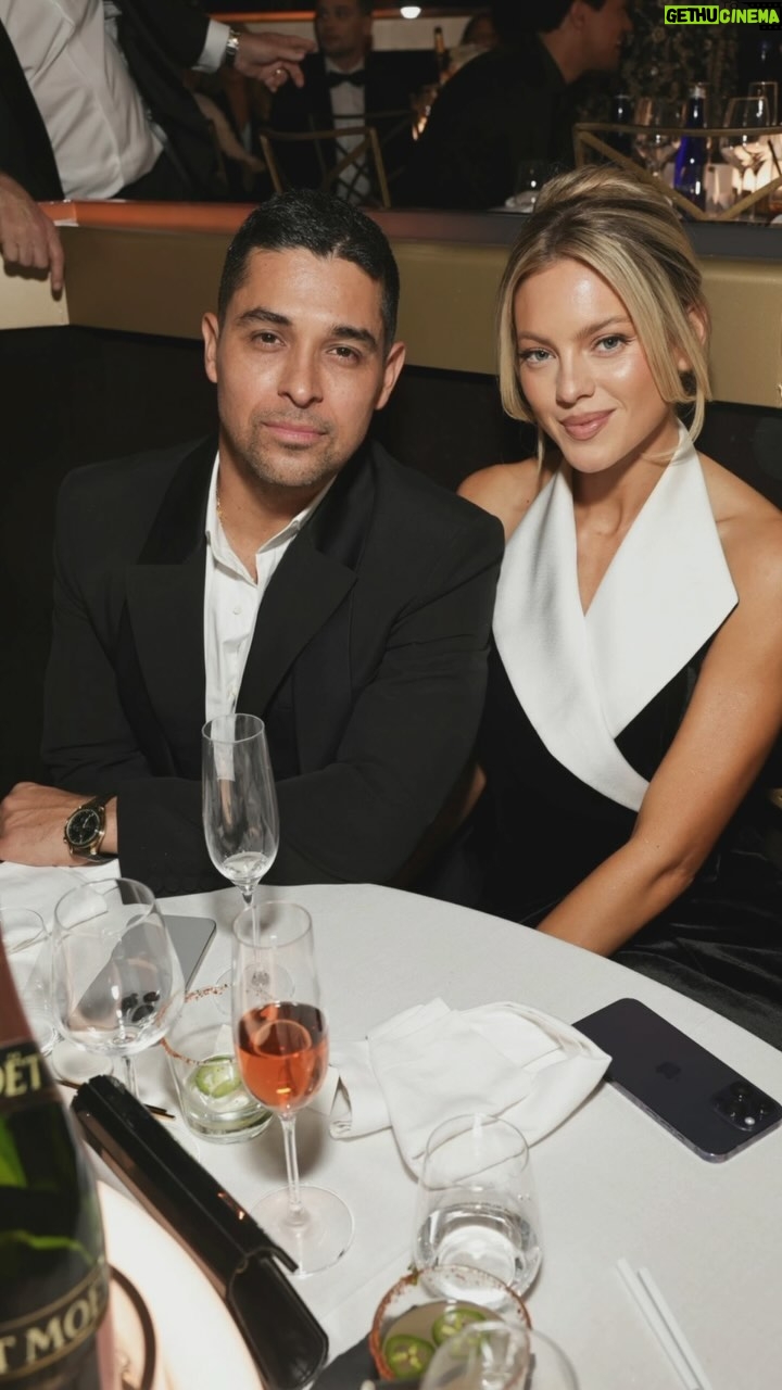 Wilmer Valderrama Instagram - Black & White on Red.. on a golden night. Thank you @goldenglobes & @cbstv for a night we will not forget. #GoldenGlobes Beverly Hilton Golden Globes
