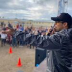 Wilmer Valderrama Instagram – “A couple of service members approached me at the airport. They told me they’d watched “That ’70s Show” while they were deployed to the Middle East, and that it helped keep them relaxed and entertained during really difficult times.

Since then, I’ve taken every chance I can to support our heroes and am proud to serve in my third year as USO Global Ambassador.

Meeting thousands of service members over the years, I intimately understand the strength it takes to wear that uniform. Their bravery, their selflessness, their sacrifices … it’s incredibly humbling.

Our troops put their lives on the line daily for all of America. That’s why I’m partnering with #theUSO to help raise critical funds.

Give now to help us deliver:

✔️care packages
✔️hot meal
✔️calls home
✔️holiday spirit 

Your gift to @theUSO will help us close our fundraising gap and provide our troops with the support they deserve this winter.” 

uso.org/giveback

Wilmer Valderrama, USO Global Ambassador and special agent Nick Torres on NCIS