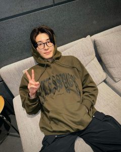 Wonwoo Instagram - 게임보이 전😁