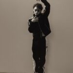 Wyatt Oleff Instagram - «La moda è il modo in cui mi esprimo: come mi sento dentro e come voglio mostrare alla gente il mio stato d’animo», @wyattoleff. — “Fashion is how I express myself: how I feel inside and how I want to show people how I feel,” @wyattoleff. Credits Editor in chief @federicopoletti Photographer @dennisleupold Stylist @orettac Grooming @barbaralamelzamakeup Stylist assistants Allegra Gargiulo #manintown #nextgen #wyattoleff #guardiansofthegalaxy #cityonfire