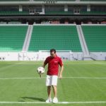 Xavi Hernández Instagram – “L’espectacular estadi A l’Thumama serà inaugurat el divendres 22 d’octubre, amb la final de la Amir Cup. Estaré allà i espero veure’t també!”
___

“El espectacular estadio Al Thumama será inaugurado el viernes 22 de octubre, con la final de la Amir Cup. ¡Estaré allí y espero verte también!”
___

“The amazing Al Thumama stadium will be inaugurated on Friday, 22th October, with the Amir Cup final. I will be there and I hope to see you too!”