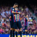Xavi Hernández Instagram – Deixareu un gran buit… Moltes gràcies pel que heu fet per aquest club, sou llegenda del Barça.
___

Vais a dejar un gran vacío… Muchas gracias por lo que habéis hecho por este club, sois leyenda del Barça
