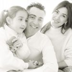Xavi Hernández Instagram – Moltíssimes Felicitats princesa Àsia!! T’estimem amb bogeria! Gràcies per ensenyar-nos tant! Per molts anys petita!😘❤️🎉😍
#8anyets