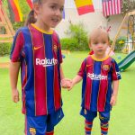 Xavi Hernández Instagram - Happy International Day! 🎉♥️🥰 #littleÀsia #babyDan #forçaBarça @nuriacunillera81 @primrosenursery Doha