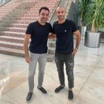 Xavi Hernández Instagram – Ejemplar en todos los sentidos de la palabra. Muy feliz de verte, amigo! @mascherano14 ♥️⚽️🔝😘 #jefecito Doha