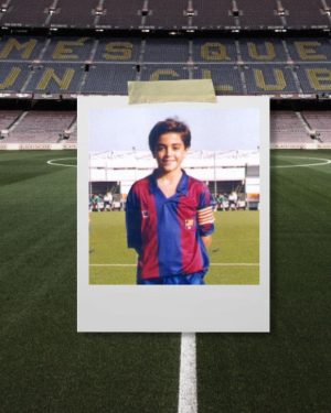 Xavi Hernández Instagram - Estimats Culers, TORNO A CASA.

Torno al lloc que m'ha vist créixer, torno al Club de la meva VIDA.
No puc descriure amb paraules l'emoció que sento per tornar a defensar aquest escut que porto al meu cor, per tornar a sentir com vibra el Camp Nou des de dins, i tornar a escoltar els crits d'ànim d'aquesta gran afició.
Sé que arribo en un moment difícil, però afronto aquest repte amb la més gran de les il·lusions. Treballaré i lluitaré com un més per junts arribar al lloc que mereixem.
Gràcies @fcbarcelona per tornar a confiar en mi i a tots els aficionats que van creure que havia d'assumir aquest paper tan important.

LA HISTÒRIA CONTINUA…
___

Queridos Culers, VUELVO A CASA.

Vuelvo al sitio que me ha visto crecer, vuelvo al Club de mi VIDA.
No puedo describir con palabras la emoción que siento por volver a defender este escudo que llevo grabado en el corazón, volver a sentir cómo vibra el Camp Nou desde dentro, y volver a escuchar los gritos de ánimo de esta gran afición.
Sé que llego en un momento difícil, pero afronto este reto con la mayor de las ilusiones. Voy a trabajar y a luchar como uno más para juntos alcanzar el lugar que merecemos.
Gracias @fcbarcelona por volver a confiar en mí y a todos los aficionados que creyeron que debía asumir este papel tan importante. 

LA HISTORIA CONTINÚA…
___

Dear Culers, I’M COMING BACK HOME.

I’m returning to the place that saw me grow up, I’m returning to the Club of my LIFE.
I have no words to describe the emotion I feel to defend again this shield that is stamped in my heart, to feel again the Camp Nou vibrating, and to hear again the cheers of encouragement from these great fans.
I know that I am arriving at a difficult moment, but I’m facing this challenge with the greatest of enthusiasm. I will work and fight with you all to reach together the place we deserve.
Thank you #fcbarcelona for trusting me, as well as to all the fans who believed that I should take on this important role.

THE STORY CONTINUES ...

#VISCAELBARÇA