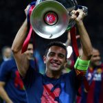 Xavi Hernández Instagram – Estimats Culers, TORNO A CASA.

Torno al lloc que m’ha vist créixer, torno al Club de la meva VIDA.
No puc descriure amb paraules l’emoció que sento per tornar a defensar aquest escut que porto al meu cor, per tornar a sentir com vibra el Camp Nou des de dins, i tornar a escoltar els crits d’ànim d’aquesta gran afició.
Sé que arribo en un moment difícil, però afronto aquest repte amb la més gran de les il·lusions. Treballaré i lluitaré com un més per junts arribar al lloc que mereixem.
Gràcies @fcbarcelona per tornar a confiar en mi i a tots els aficionats que van creure que havia d’assumir aquest paper tan important.

LA HISTÒRIA CONTINUA…
___

Queridos Culers, VUELVO A CASA.

Vuelvo al sitio que me ha visto crecer, vuelvo al Club de mi VIDA.
No puedo describir con palabras la emoción que siento por volver a defender este escudo que llevo grabado en el corazón, volver a sentir cómo vibra el Camp Nou desde dentro, y volver a escuchar los gritos de ánimo de esta gran afición.
Sé que llego en un momento difícil, pero afronto este reto con la mayor de las ilusiones. Voy a trabajar y a luchar como uno más para juntos alcanzar el lugar que merecemos.
Gracias @fcbarcelona por volver a confiar en mí y a todos los aficionados que creyeron que debía asumir este papel tan importante. 

LA HISTORIA CONTINÚA…
___

Dear Culers, I’M COMING BACK HOME.

I’m returning to the place that saw me grow up, I’m returning to the Club of my LIFE.
I have no words to describe the emotion I feel to defend again this shield that is stamped in my heart, to feel again the Camp Nou vibrating, and to hear again the cheers of encouragement from these great fans.
I know that I am arriving at a difficult moment, but I’m facing this challenge with the greatest of enthusiasm. I will work and fight with you all to reach together the place we deserve.
Thank you #fcbarcelona for trusting me, as well as to all the fans who believed that I should take on this important role.

THE STORY CONTINUES …

#VISCAELBARÇA