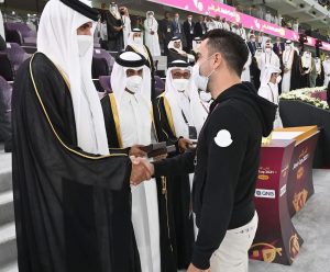 Xavi Hernández Instagram - Campions de la #AmirCup2021. Orgull màxim. Quin equip! Quina família! Gràcies a tots per l’esforç i el treball en equip. 🏆⚽️ #AlSaddFamily @alsaddsc 

Campeones de la #AmirCup2021. Orgullo máximo. ¡Qué equipo! ¡Qué familia! Gracias a todos por el esfuerzo y el trabajo en equipo. 🏆⚽️ #AlSaddFamily @alsaddsc 

Champions of #AmirCup2021. Really proud. What a team! What a family! Thank you for the effort and teamwork. 🏆⚽️ #AlSaddFamily @alsaddsc