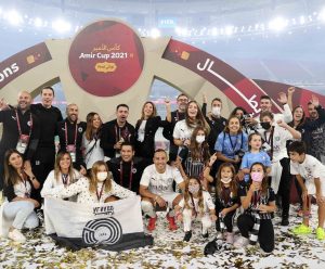 Xavi Hernández Instagram - Campions de la #AmirCup2021. Orgull màxim. Quin equip! Quina família! Gràcies a tots per l’esforç i el treball en equip. 🏆⚽️ #AlSaddFamily @alsaddsc 

Campeones de la #AmirCup2021. Orgullo máximo. ¡Qué equipo! ¡Qué familia! Gracias a todos por el esfuerzo y el trabajo en equipo. 🏆⚽️ #AlSaddFamily @alsaddsc 

Champions of #AmirCup2021. Really proud. What a team! What a family! Thank you for the effort and teamwork. 🏆⚽️ #AlSaddFamily @alsaddsc