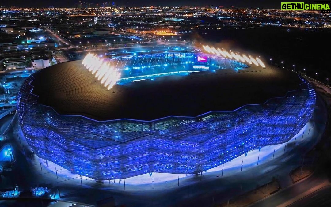 Xavi Hernández Instagram - Una bonica imatge de l'impressionant Education City Stadium que es va anunciar fa un parell de dies. Estic molt orgullós d'haver estat part d'aquest viatge durant els últims quatre anys. Ja espero amb ànsia els propers anys... Yallah Qatar! ____ Una bonita imagen del impresionante Education City Stadium que se anunció hace un par de días. Estoy muy orgulloso de haber sido parte de este viaje durante los últimos cuatro años. Ya espero con ansias los próximos años… Yallah Qatar! ____ A beautiful picture of the amazing Education City Stadium that was announced a couple of days ago. I am proud to have been a part of this journey for the past four years. I'm really looking forward to the coming years… Yallah Qatar! @roadto2022en @roadto2022es #Qatar2022