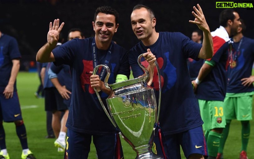 Xavi Hernández Instagram - #UnDiaComAvui, 5 anys d'aquell últim partit amb el @fcbarcelona 💭 Quin dia!! ⚽️🏆 ____ #UnDíaComoHoy, 5 años de aquel último partido con el FC Barcelona💭 ¡¡Qué día!! ⚽️🏆 ___ #OnThisDay 5 years ago, I played my last game with FC Barcelona 💭 What a day!! ⚽️🏆