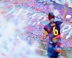 Xavi Hernández Instagram - Avui fa 5 anys d’un dels dies més emotius de la meva vida. Un record inoblidable. Visca el Barça! ❤️⚽️ ___ Hoy hace 5 años de uno de los días más emotivos de mi vida. Un recuerdo inolvidable. Visca el Barça! ❤️⚽️ ___ 5 years ago today, It was one of the most special days of my life. An unforgettable memory. Visca el Barça! ❤️⚽️ Spotify Camp Nou