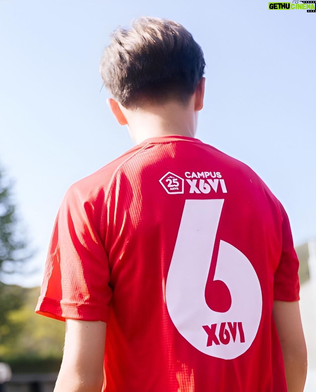Xavi Hernández Instagram - Amb gran satisfacció i alegria, donem per finalitzada l'especial 25a edició del Campus Xavi. Hem viscut moments inoblidables, aprenentatge intens i somnis futbolístics fets realitat. Volem agrair als participants, patrocinadors i a tots els que han contribuït a aquesta experiència única. Fins aviat, Campus Xavi! 2️⃣5️⃣🎂 #CampusXavi #25aEdició #ExperiènciaInoblidable #SomnisFutbolistics #FinsAviat ___ Con gran satisfacción y alegría, damos por finalizada la especial 25 edición del Campus Xavi. Hemos vivido momentos inolvidables, intenso aprendizaje y sueños futbolísticos hechos realidad. Queremos dar las gracias a los participantes, patrocinadores y a todos los que han contribuido a esta experiencia única. ¡Hasta pronto, Campus Xavi! 2️⃣5️⃣🎂 ___ With great satisfaction and joy, we end the special 25th edition of the Campus Xavi. We have lived unforgettable moments, intense learning and football dreams come true. We want to thank the participants, sponsors and everyone who has contributed to this unique experience. See you soon, Campus Xavi! 2️⃣5️⃣🎂