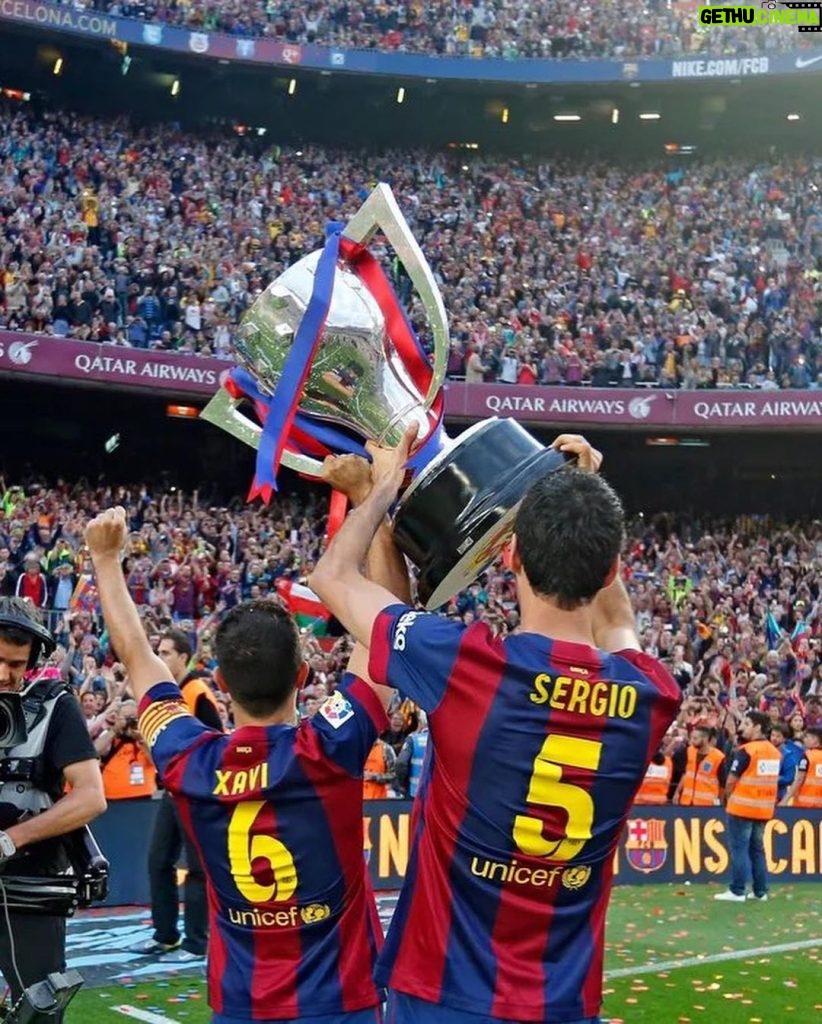 Xavi Hernández Instagram - Deixareu un gran buit… Moltes gràcies pel que heu fet per aquest club, sou llegenda del Barça. ___ Vais a dejar un gran vacío… Muchas gracias por lo que habéis hecho por este club, sois leyenda del Barça