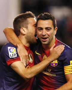 Xavi Hernández Instagram - Deixareu un gran buit… Moltes gràcies pel que heu fet per aquest club, sou llegenda del Barça. ___ Vais a dejar un gran vacío… Muchas gracias por lo que habéis hecho por este club, sois leyenda del Barça
