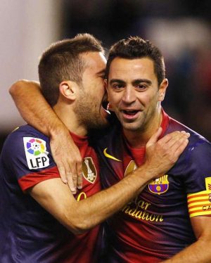 Xavi Hernández Instagram - Deixareu un gran buit… Moltes gràcies pel que heu fet per aquest club, sou llegenda del Barça.
___

Vais a dejar un gran vacío… Muchas gracias por lo que habéis hecho por este club, sois leyenda del Barça