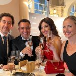 Xavi Hernández Instagram - Va ser un plaer assistir ahir a la gala @peopleinredgala i donar suport al doctor @bonaventura_clotet en la lluita contra les enfermetats infeccioses. Una nit de descobriments, retrobaments i bons amics. Sens dubte una nit per recordar! #PeopleInRed23 ___ Fue un placer acudir ayer a la gala @peopleinredgala y apoyar al doctor @bonaventura_clotet y a su equipo, en la lucha contra las enfermedades infecciosas. Una noche de descubrimientos, de reencuentros y de buenos amigos. Sin duda una noche para el recuerdo! #PeopleInRed23