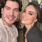 Ximena Navarrete Instagram - Del sábado !!! 🤵🏻 👰🏻‍♀️ vestido : @benitosantosoficial —makeup : @pepegutierrezoficial hair : @luciawl Guadalajara, Jal.