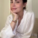 Ximena Navarrete Instagram – Les comparto mi rutina del día de hoy con @eucerin.mx 
#hydrating+repair #publicidad