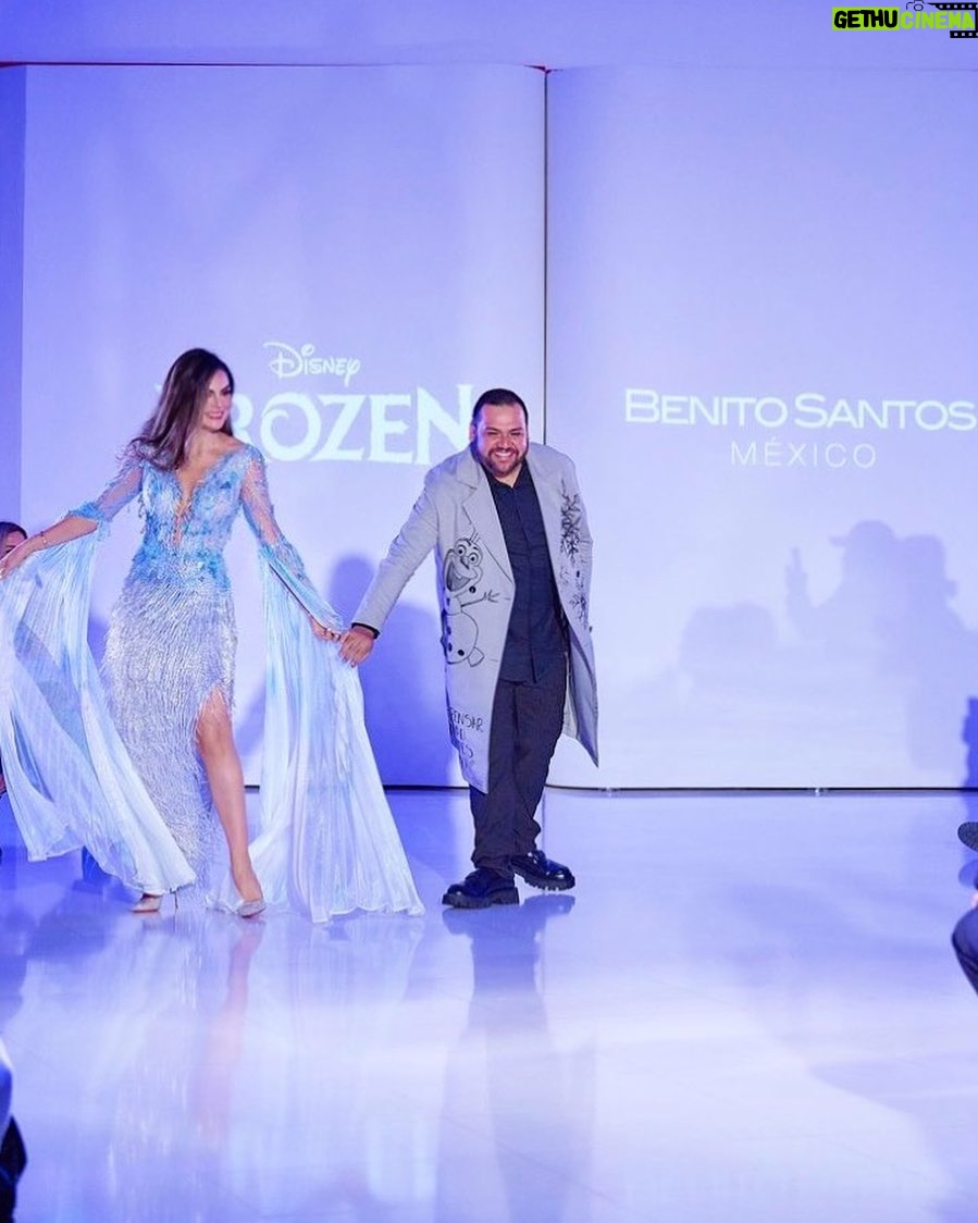 Ximena Navarrete Instagram - Feliz cumpleaños adorado @benitosantosoficial … 🥂 por muchísimos años más de celebrar tu vida, tu gran corazón, tu creatividad infinita y tu enorme talento . Afortunados somos los que te conocemos y te tenemos en nuestra vida. Te amo !!!