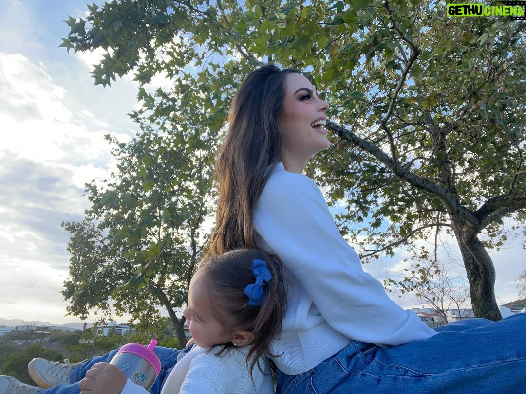 Ximena Navarrete Instagram - Lo mejor de agosto 2023 🪽🫧