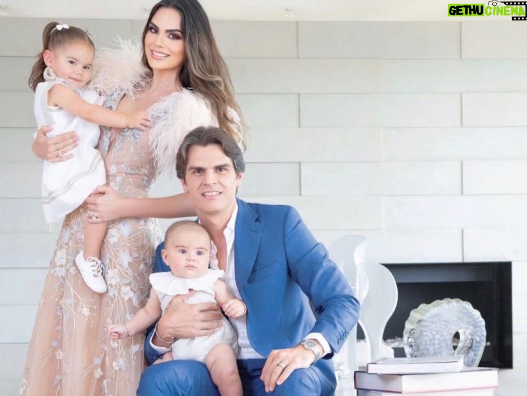Ximena Navarrete Instagram - Lo mejor de sep 2023 🫠