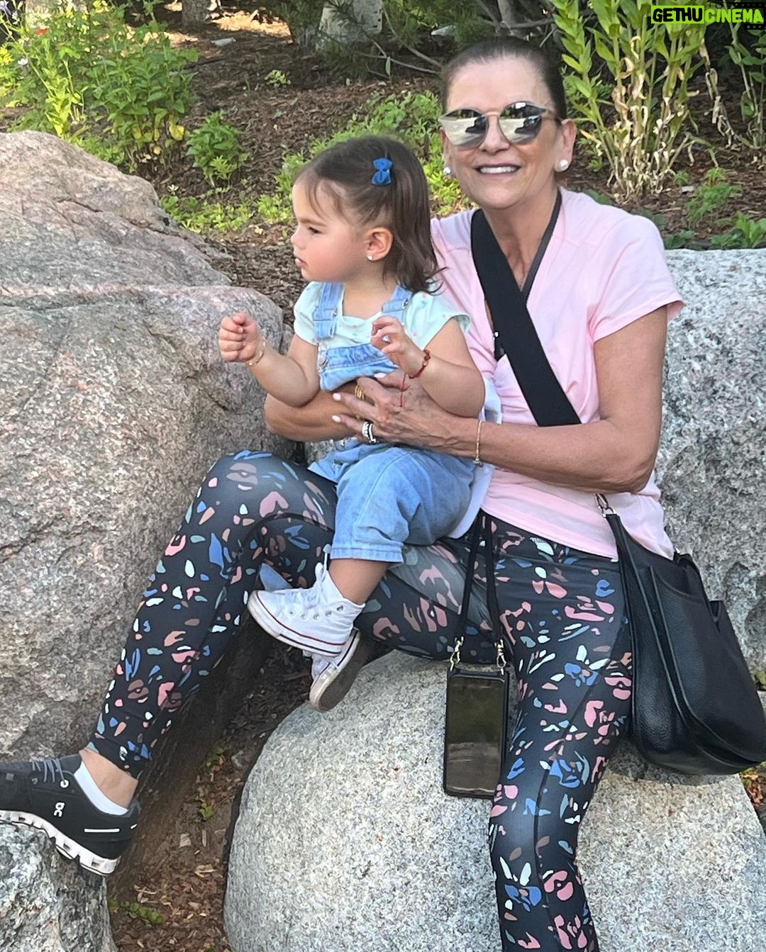 Ximena Navarrete Instagram - Lo mejor de Julio … 😍