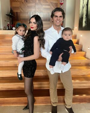 Ximena Navarrete Instagram - Nochebuena ⭐️