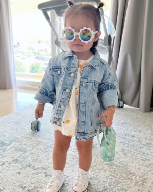 Ximena Navarrete Instagram - Lo mejor de abril 🫠 mis niños 🧸