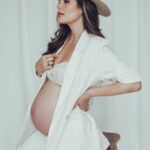 Ximena Navarrete Instagram - @marioorozcooficial 📸 @vicoguadarrama makeup 💄
