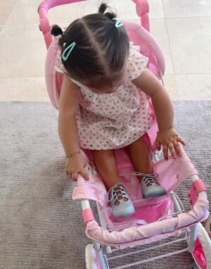 Ximena Navarrete Instagram - Lo mejor de abril 🫠 mis niños 🧸